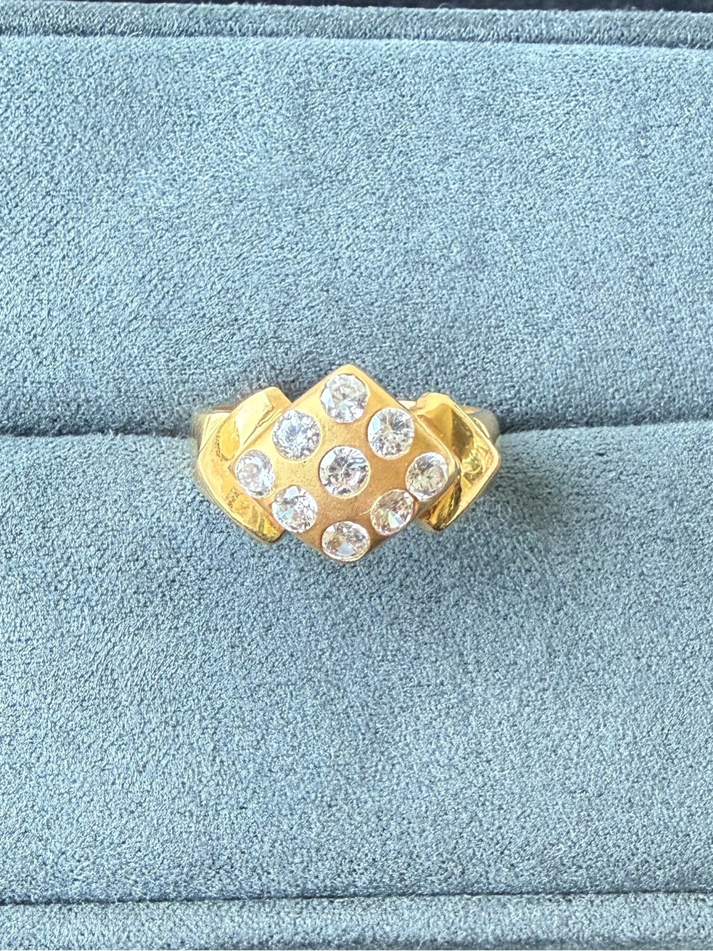 Vintage 21k Solid Gold Dubai Geometric Star Cluster Ring Size 7.75 - 4.20g